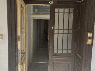 Eladó 60 m²-estársasházi lakás VI. Kerület (Nagykörúton belül) , Teréz körút: 120'000'000 Ft
