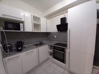 Eladó 29 m²-estársasházi lakás VI. Kerület (Nagykörúton kívül) , Izabella utca: 64'900'000 Ft