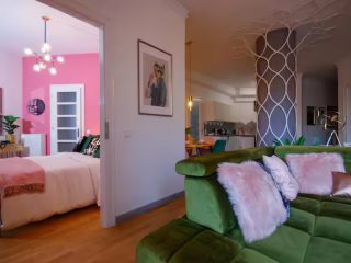 Kiadó 110 m²-estársasházi lakás VI. Kerület (Terézváros) , Bajcsy-Zsilinszky út: 2'100 EUR