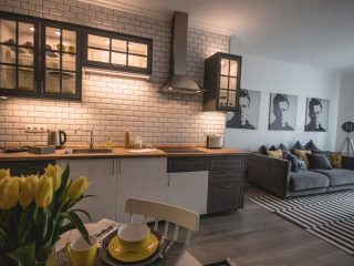 Kiadó 78 m²-estársasházi lakás VI. Kerület (Terézváros) , Bajcsy-Zsilinszky út: 1'600 EUR