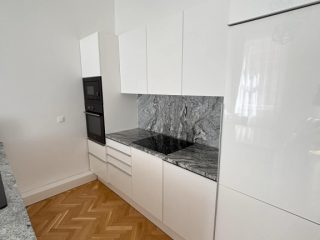 Eladó 71 m²-estársasházi lakás VI. Kerület (Terézváros) , Csengery utca: 99'900'000 Ft