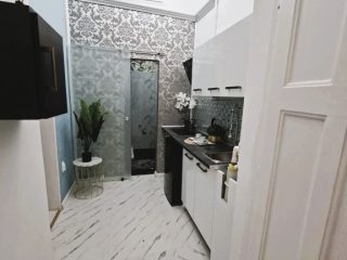 Eladó 22 m²-estársasházi lakás VI. Kerület (Terézváros) , Hajós utca: 51'800'000 Ft