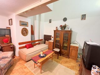 Eladó 36 m²-estársasházi lakás VI. Kerület (Terézváros) , Nagymező utca: 77'500'000 Ft