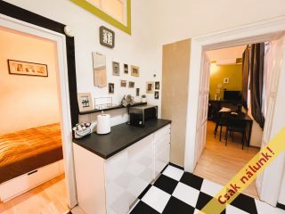 Eladó 39 m²-estársasházi lakás VI. Kerület (Terézváros) , Oktogon: 62'900'000 Ft