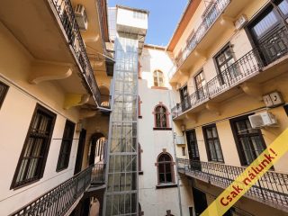 Eladó 39 m²-estársasházi lakás VI. Kerület (Terézváros) , Oktogon: 62'900'000 Ft