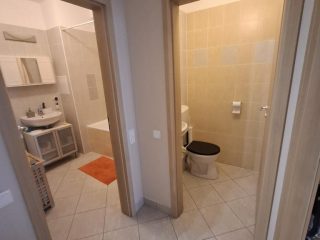 Eladó 47 m²-estársasházi lakás VI. Kerület (Terézváros) , Rózsa utca: 82'900'000 Ft