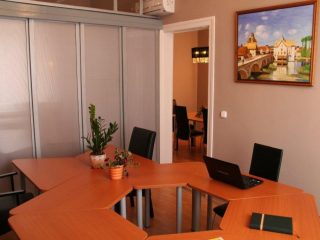 Kiadó 81 m²-eslakásban kialakított iroda VI. Kerület (Terézváros) , Teréz körút: 450'000 Ft