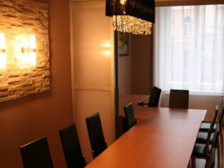 Kiadó 81 m²-estársasházi lakás VI. Kerület (Terézváros) , Teréz körút: 450'000 Ft