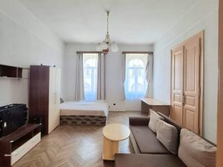 Eladó 70 m²-estársasházi lakás VI. Kerület (Terézváros) , Vörösmarty utca: 98'000'000 Ft