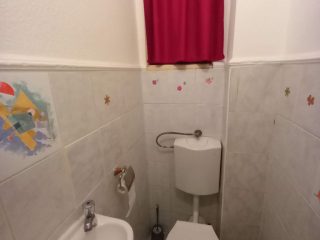 Eladó 65 m²-estársasházi lakás VII. Kerület (Belső-Erzsébetváros) , Akácfa utca: 79'900'000 Ft