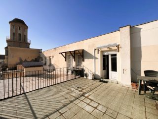 Kiadó 32 m²-estársasházi lakás VII. Kerület (Belső-Erzsébetváros) , Deák tér mellett: 240'000 Ft