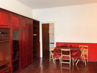 Kiadó 32 m²-estársasházi lakás VII. Kerület (Belső-Erzsébetváros) , Deák tér mellett: 240'000 Ft