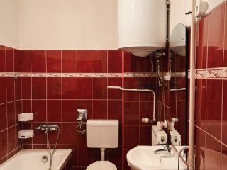 Kiadó 32 m²-estársasházi lakás VII. Kerület (Belső-Erzsébetváros) , Deák tér mellett: 240'000 Ft