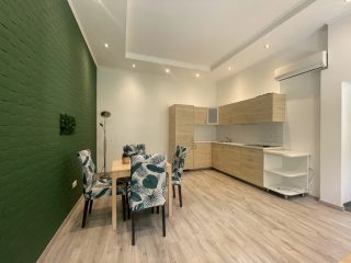 Eladó 36 m²-estársasházi lakás VII. Kerület (Belső-Erzsébetváros) , Hársfa utca: 79'900'000 Ft