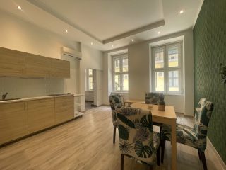 Eladó 36 m²-estársasházi lakás VII. Kerület (Belső-Erzsébetváros) , Hársfa utca: 79'900'000 Ft