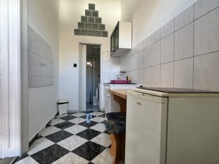 Kiadó 34 m²-estársasházi lakás VII. Kerület (Belső-Erzsébetváros) , Murányi utca környéke: 170'000 Ft