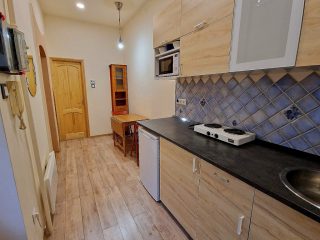 Kiadó 35 m²-estársasházi lakás VII. Kerület (Belső-Erzsébetváros) , Péterfi Sándor utca: 190'000 Ft