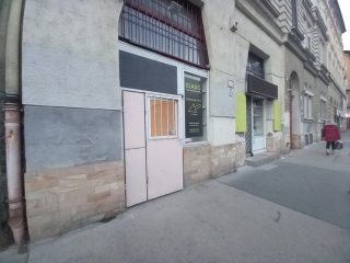 Eladó 74 m²-esüzlethelyiség utcai bejárattal VII. Kerület (Középső-Erzsébetváros) , ALMÁSSY TÉR: 29'800'000 Ft