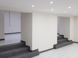 Eladó 74 m²-esüzlethelyiség utcai bejárattal VII. Kerület (Középső-Erzsébetváros) , ALMÁSSY TÉR: 29'800'000 Ft