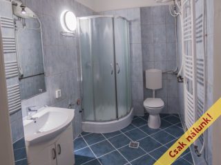 Eladó 44 m²-estársasházi lakás VII. Kerület (Középső-Erzsébetváros) , Almássy tér: 75'900'000 Ft