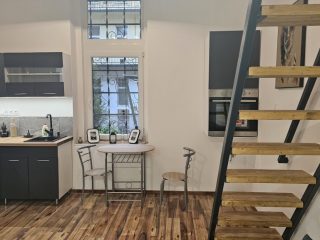 Eladó 36 m²-estársasházi lakás VII. Kerület (Középső-Erzsébetváros) , Dembinszky út közelében: 53'600'000 Ft