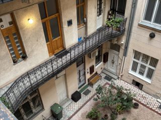 Eladó 36 m²-estársasházi lakás VII. Kerület (Középső-Erzsébetváros) , Dembinszky út közelében: 49'800'000 Ft