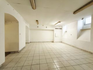 Eladó 73 m²-esüzlethelyiség utcai bejárattal VII. Kerület (Középső-Erzsébetváros) , Erzsébetváros: 39'900'000 Ft