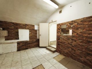 Eladó 73 m²-esüzlethelyiség utcai bejárattal VII. Kerület (Középső-Erzsébetváros) , Erzsébetváros: 39'900'000 Ft