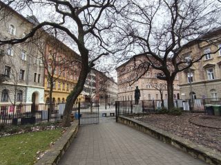 Eladó 73 m²-esüzlethelyiség utcai bejárattal VII. Kerület (Középső-Erzsébetváros) , Erzsébetváros: 39'900'000 Ft