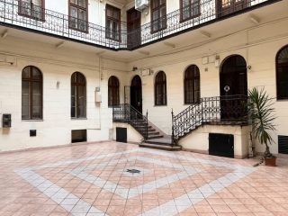 Eladó 47 m²-estársasházi lakás VII. Kerület (Középső-Erzsébetváros) , Garay utca: 74'900'000 Ft