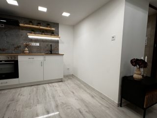 Eladó 26 m²-estársasházi lakás VII. Kerület (Középső-Erzsébetváros) , Keleti pu környékén: 39'500'000 Ft