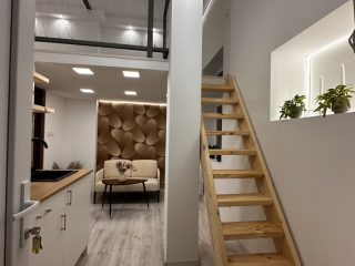 Eladó 31 m²-estársasházi lakás VII. Kerület (Középső-Erzsébetváros) , Nefelejcs utca környékén: 41'700'000 Ft