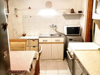 Eladó 77 m²-estársasházi lakás VII. Kerület (Középső-Erzsébetváros) , Rákóczi út: 76'900'000 Ft