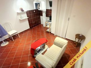 Eladó 21 m²-esüzlethelyiség utcai bejárattal VII. Kerület (Ligetváros) , BERENDEZETT FOGORVOSI RÖNTGENLABOR BP.VII.: 53'000'000 Ft