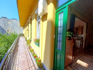 Eladó 82 m²-estársasházi lakás VII. Kerület (Ligetváros) , Kertre néző, Városligetnél Dembinszky utca: 113'900'000 Ft