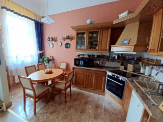 Eladó 82 m²-estársasházi lakás VII. Kerület (Ligetváros) , Kertre néző, Városligetnél Dembinszky utca: 113'900'000 Ft