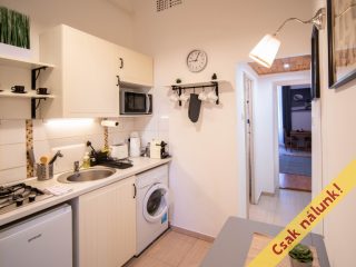 Eladó 41 m²-estársasházi lakás VII. Kerület (Nagykörúton belül) , Dob utca: 74'900'000 Ft