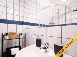 Eladó 41 m²-estársasházi lakás VII. Kerület (Nagykörúton belül) , Dob utca: 74'900'000 Ft