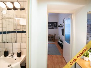 Eladó 41 m²-estársasházi lakás VII. Kerület (Nagykörúton belül) , Dob utca: 74'900'000 Ft