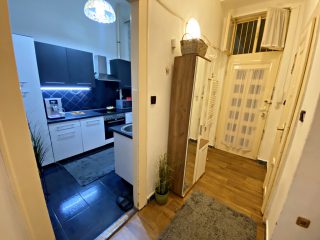 Eladó 68 m²-estársasházi lakás VII. Kerület (Nagykörúton belül) , Dohány-Kazinczy sarok: 95'500'000 Ft