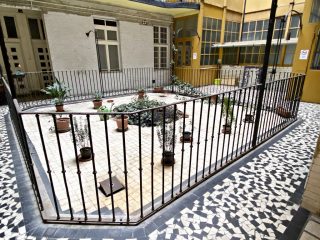 Eladó 68 m²-estársasházi lakás VII. Kerület (Nagykörúton belül) , Dohány-Kazinczy sarok: 95'500'000 Ft