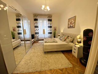 Eladó 68 m²-estársasházi lakás VII. Kerület (Nagykörúton belül) , Dohány-Kazinczy sarok: 95'500'000 Ft