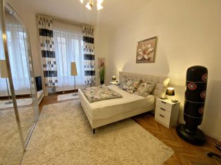 Eladó 68 m²-estársasházi lakás VII. Kerület (Nagykörúton belül) , Dohány-Kazinczy sarok: 95'500'000 Ft