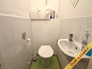 Eladó 12 m²-estársasházi lakás VII. Kerület (Nagykörúton belül) , Madách Imre út: 27'000'000 Ft