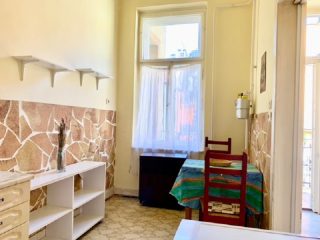 Kiadó 50 m²-estársasházi lakás VII. Kerület (Nagykörúton belül) , Nyár utca: 200'000 Ft