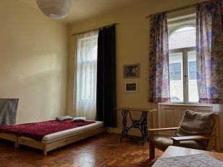 Kiadó 50 m²-estársasházi lakás VII. Kerület (Nagykörúton belül) , Nyár utca: 200'000 Ft