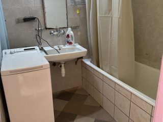 Kiadó 50 m²-estársasházi lakás VII. Kerület (Nagykörúton belül) , Nyár utca: 200'000 Ft