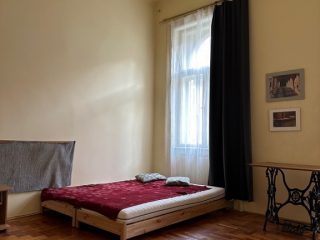 Kiadó 50 m²-estársasházi lakás VII. Kerület (Nagykörúton belül) , Nyár utca: 200'000 Ft