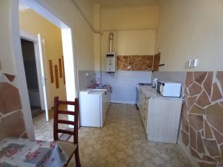 Kiadó 50 m²-estársasházi lakás VII. Kerület (Nagykörúton belül) , Nyár utca: 200'000 Ft