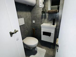 Eladó 38 m²-estársasházi lakás VII. Kerület (Nagykörúton kívül) , Blaha Lujza tér közelében: 38'600'000 Ft